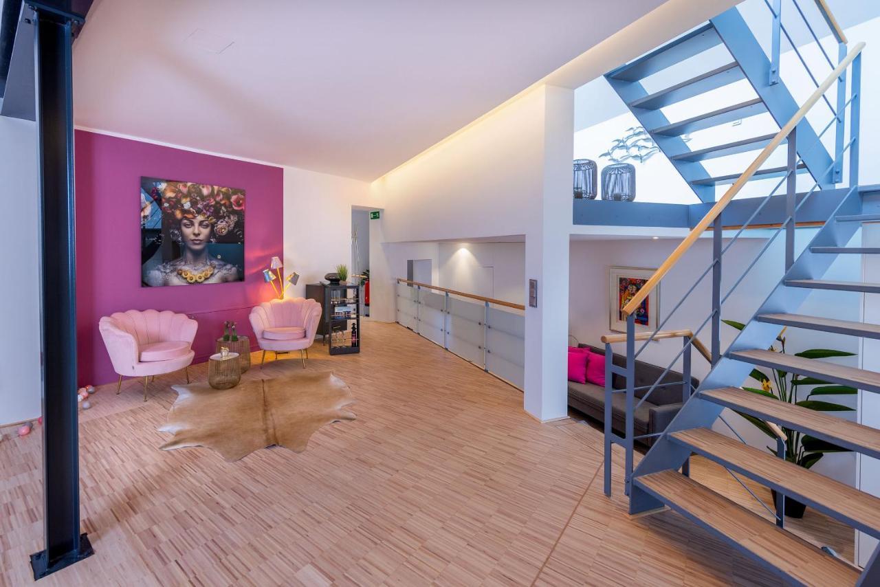 Luxus Wellness Loft - 245Qm - Designwohnen Im Zentrum กือเทอร์สโล ภายนอก รูปภาพ