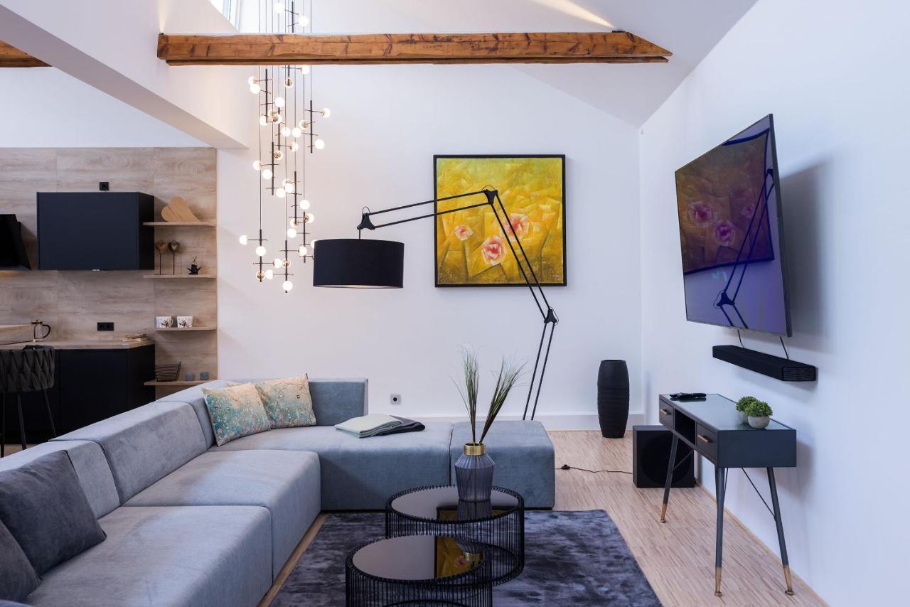 Luxus Wellness Loft - 245Qm - Designwohnen Im Zentrum กือเทอร์สโล ภายนอก รูปภาพ