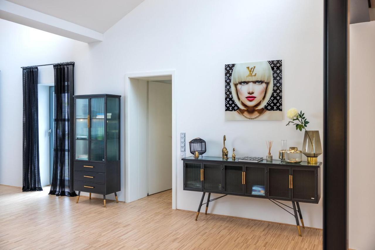Luxus Wellness Loft - 245Qm - Designwohnen Im Zentrum กือเทอร์สโล ภายนอก รูปภาพ